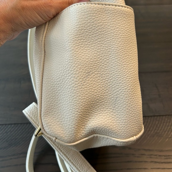 Nanette Lepore Faux Leather Quilted Small Backpack Purse Cream Travel School - Picture 6 of 12